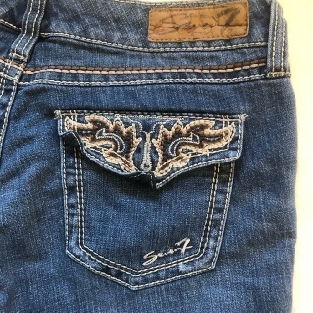 JEANS - Picture 7 of 16